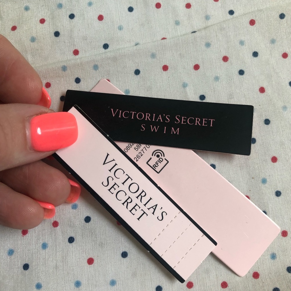 VICTORIA SECRET SWIM TOP✨ - Picture 5 of 5
